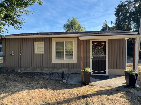 (undisclosed Address), Elkton, OR 97436