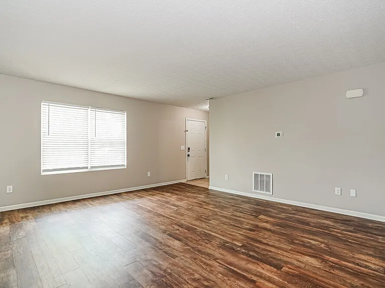 6280 Marengo St — Photo 7