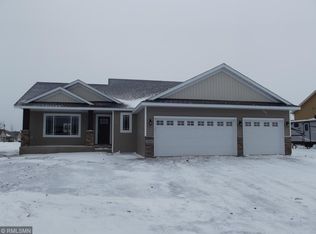 1304 Mockingbird Loop, Sartell, MN 56377