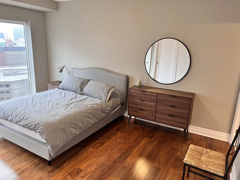 505 Talbot St — Photo 9