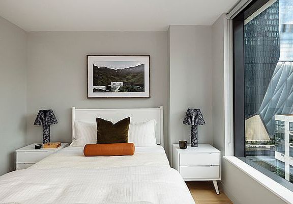 4th image of 311 11th Ave APT 809