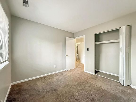 3rd image of 1275 Pacifica Ct