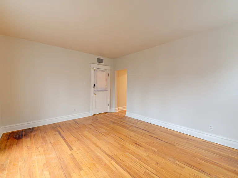 6616 San Bonita Ave #2W — Photo 7