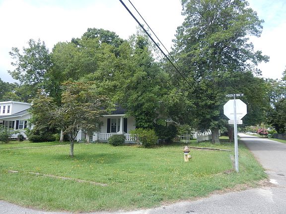 2nd image of 201 S Franklin Dr