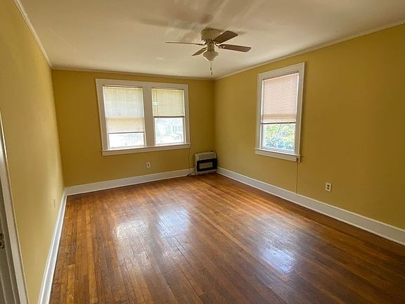3rd image of 2211 1/2 Oceola St