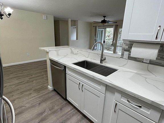5th image of 95-270 Waikalani Dr APT B204