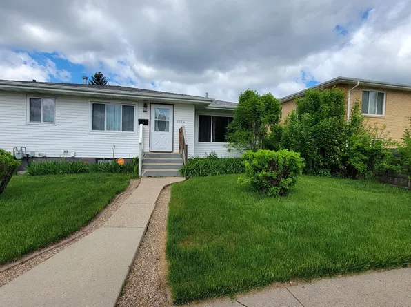 1114 N 18th St, Bismarck, ND 58501