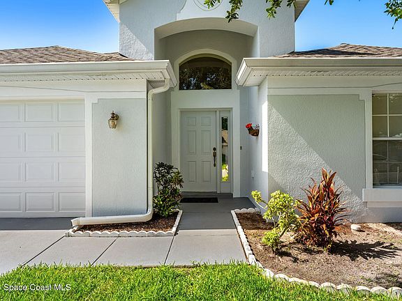3rd image of 2868 Oconnell Dr