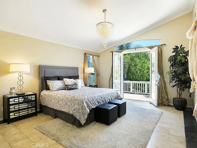 948 Ellesmere Way — Photo 25