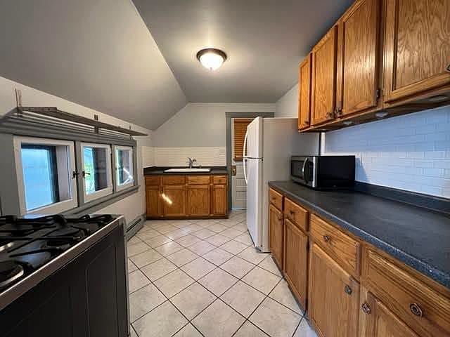1st image of 532 South St APT 3