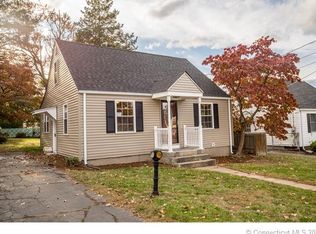 34 Clearview Ave, East Haven, CT 06512