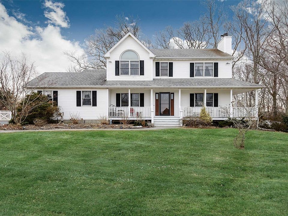 1st image of 23 Peacock Ct