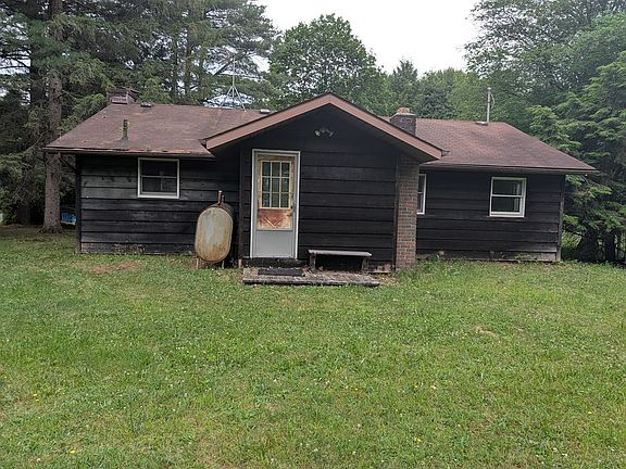2nd image of 1394 Roundtown Dr