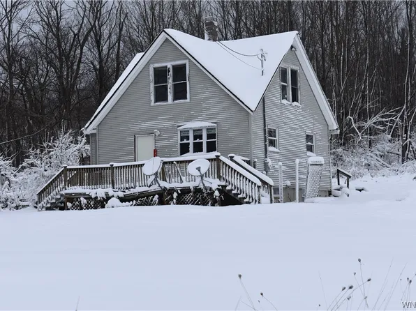 1866 Thornton Rd, Cherry Creek, NY 14723