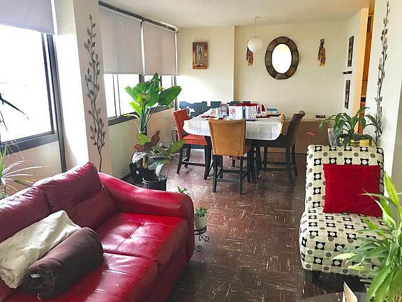 3rd image of 4800 S Lake Park Ave APT 702