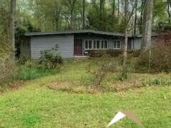 130 Honeysuckle Ct, Winterville, GA 30683