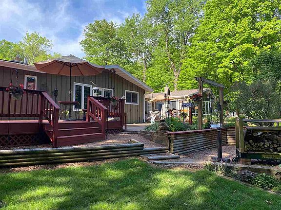 5th image of 151255 Fern Ln
