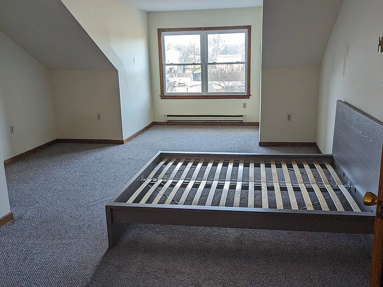 1924 Elizabeth Ave #8 — Photo 6