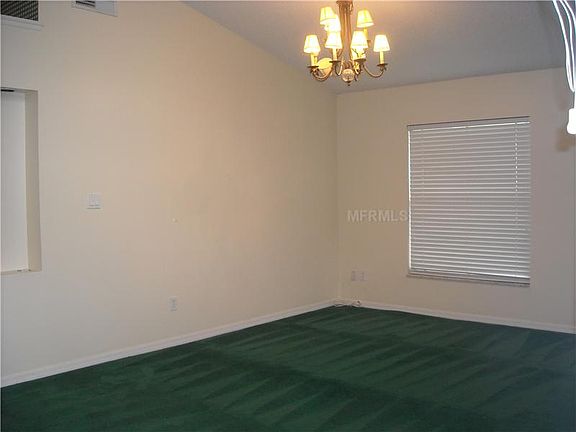 4th image of 11585 Blackmoor Dr