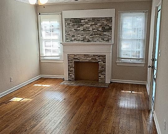 3rd image of 4719 French St