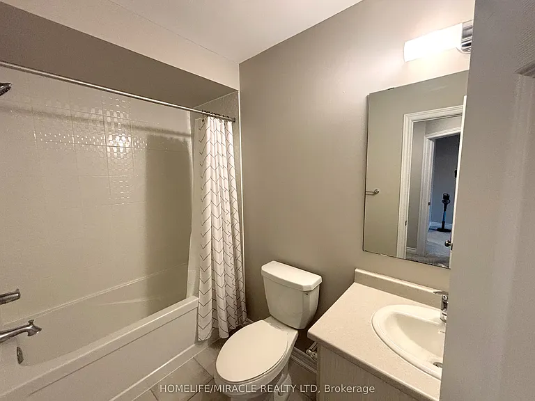 113 Hartley Ave #32 — Photo 16