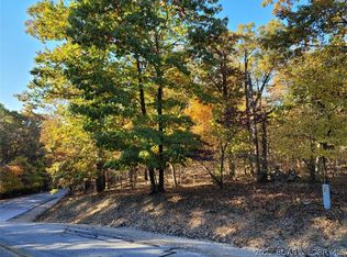 Nassau Cir, Lake Ozark, MO 65049