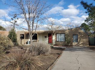 828 Monroe St NE, Albuquerque, NM 87110