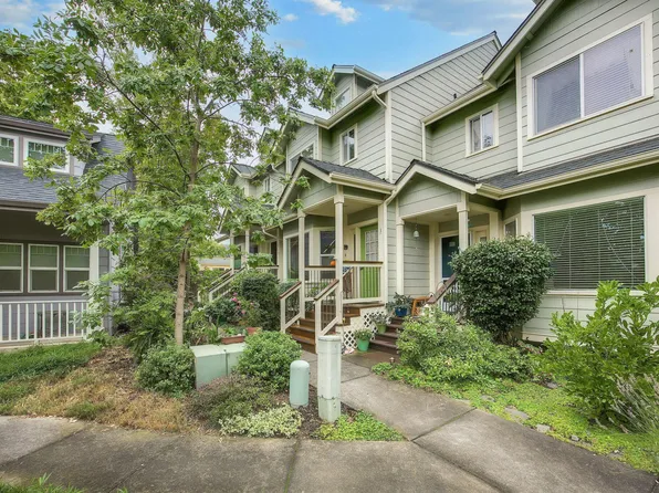 919 Bellview Ave Unit 3, Ashland, OR 97520