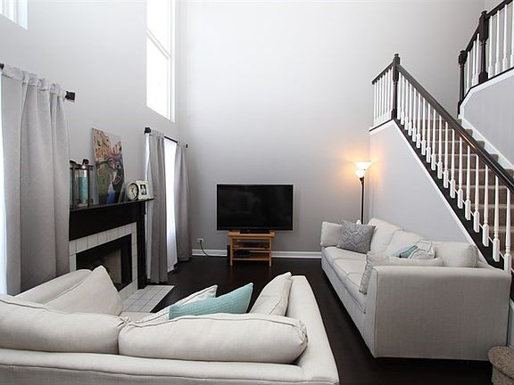 5th image of 176 Parkview Dr