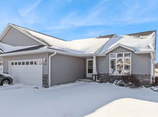 1230 Eight Point Ln, North Liberty, IA 52317