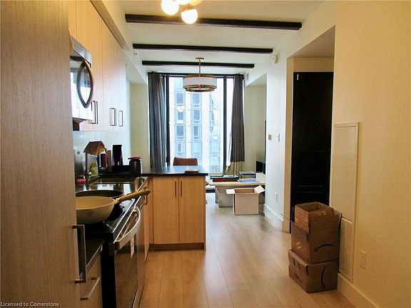 5th image of 145 Columbia St W #1412