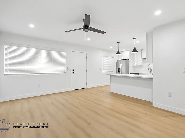 1230 E. 1st St. — Photo 19