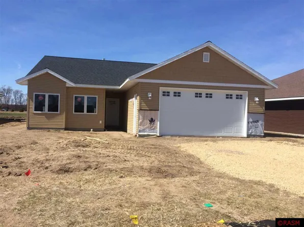704 Dover Ct, Saint Peter, MN 56082