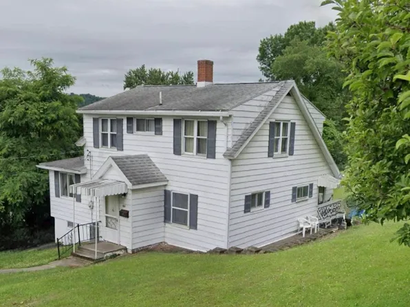 361 Long St, New Martinsville, WV 26155
