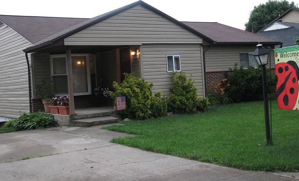 1st image of 138 Jefferson Park Dr