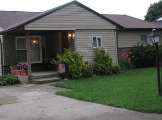 138 Jefferson Park Dr, Huntington, WV 25705