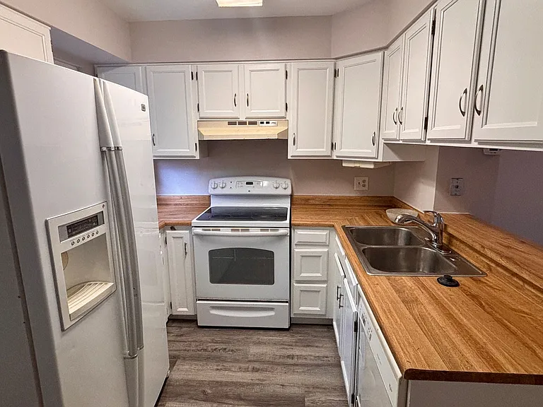 15485 E Louisiana Ave — Photo 5