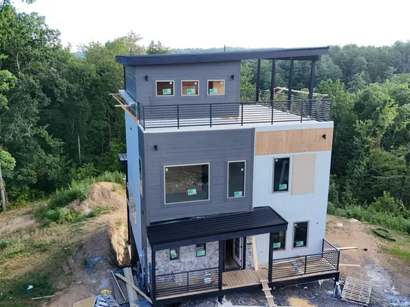 717 Moccasin Way, Pigeon Forge, TN 37863