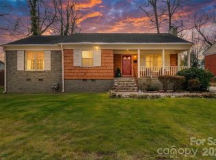 3728 Stonehaven Dr, Charlotte, NC 28215