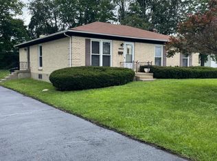 10407 Shelby St, Jeffersontown, KY 40299