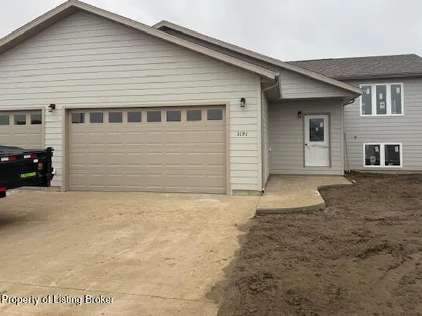 3191 Lyons Ave, Dickinson, ND 58601