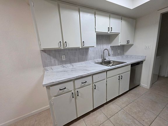 5th image of 12827-12829 N 113th Ave #12829-03