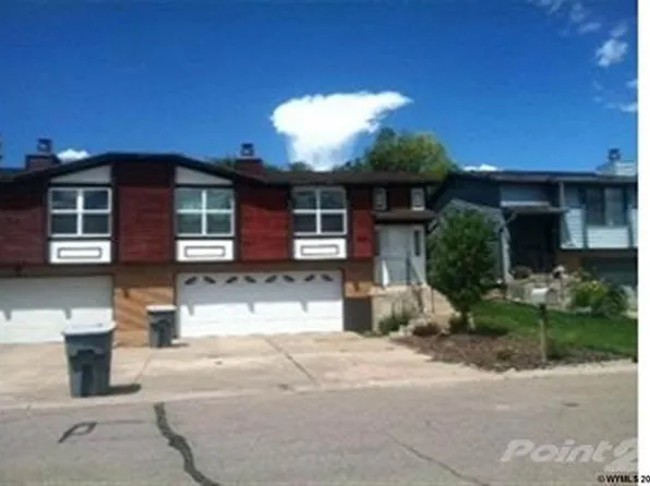 107 Sandstone Dr, Evanston, WY 82930