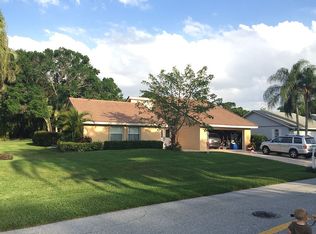 6148 Celadon Cir, Palm Beach Gardens, FL 33418