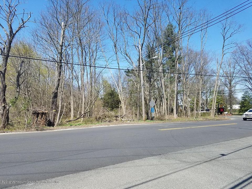 1st image of 555 Tinton Ave