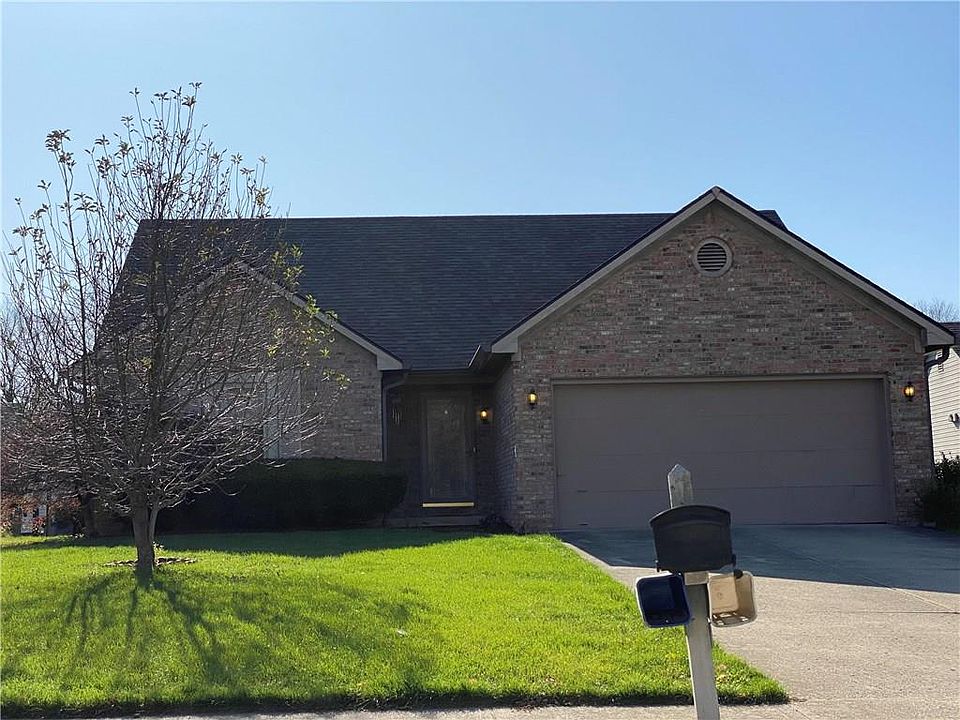 2nd image of 831 Meadow Ct