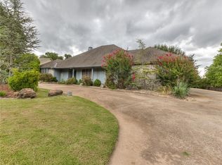 1908 Nighthawk Dr, Edmond, OK 73034