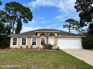 930 Sable Cir SE, Palm Bay, FL 32909