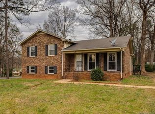 6720 Flintrock Rd, Charlotte, NC 28214
