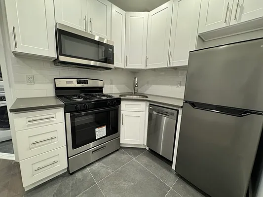 Rented by CNYC Apartments | media 8